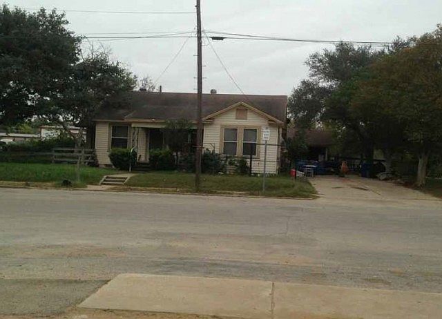 1st image of 1207 3rd St