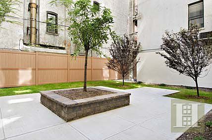 5th image of 2098 8th Ave APT 5F