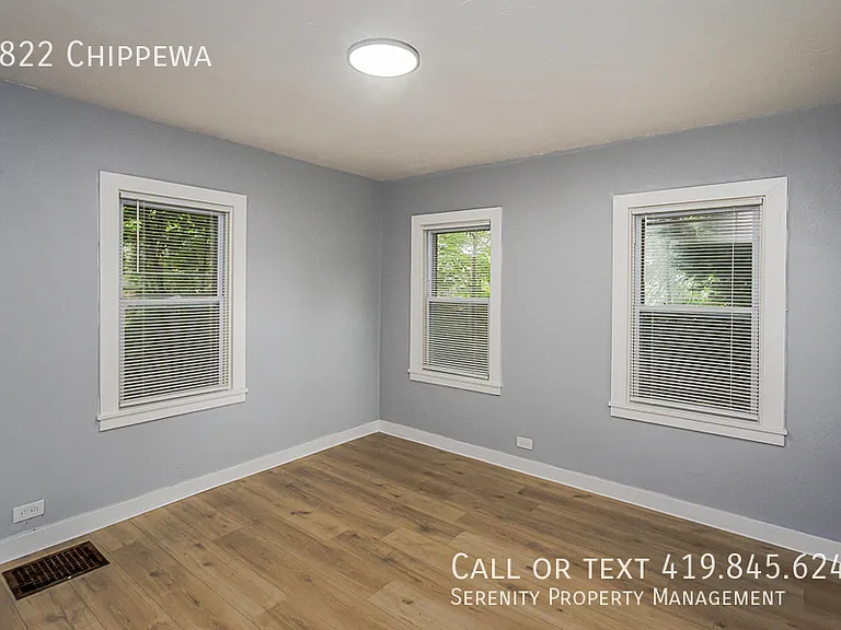 5822 Chippewa Rd — Photo 7