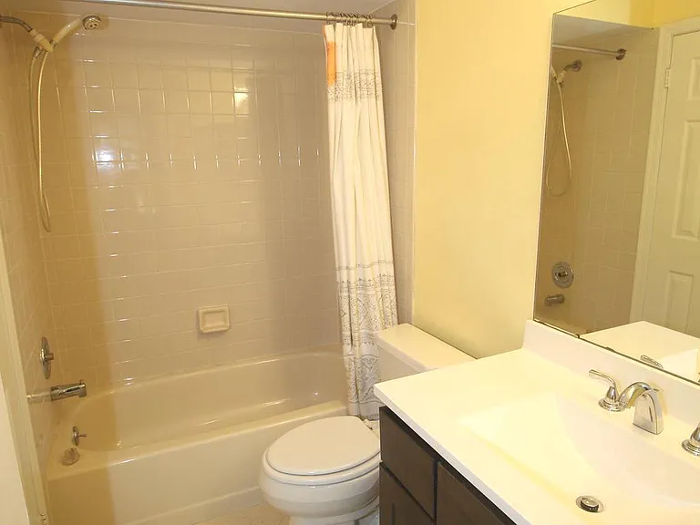 681A Rose Hollow Dr — Photo 20