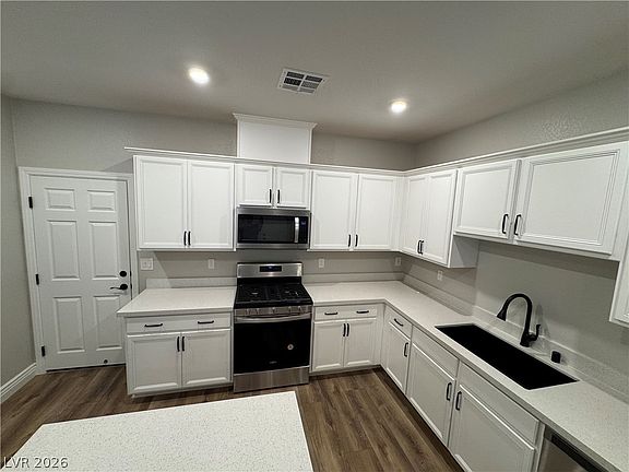 4th image of 481 Filaree Pl
