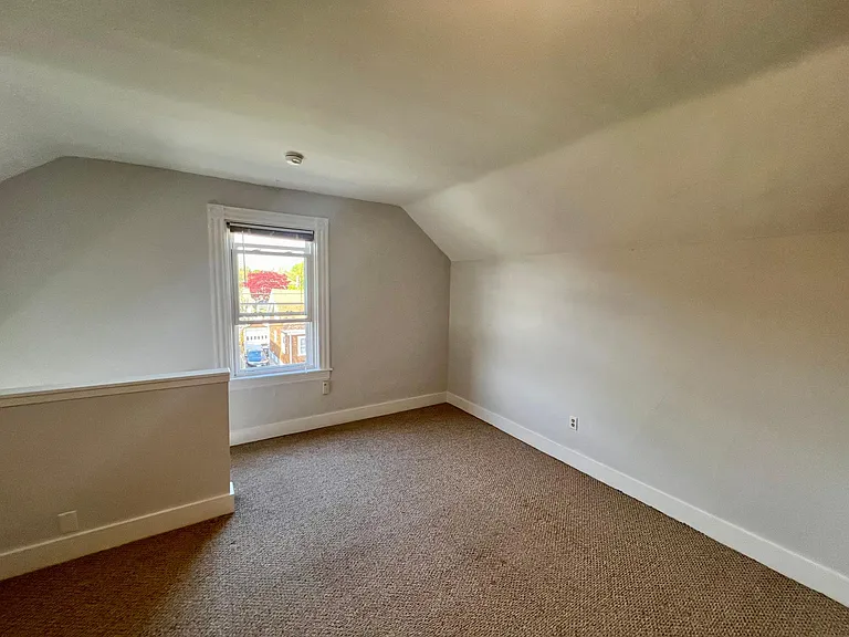 41 Bedlow Ave #3 — Photo 5