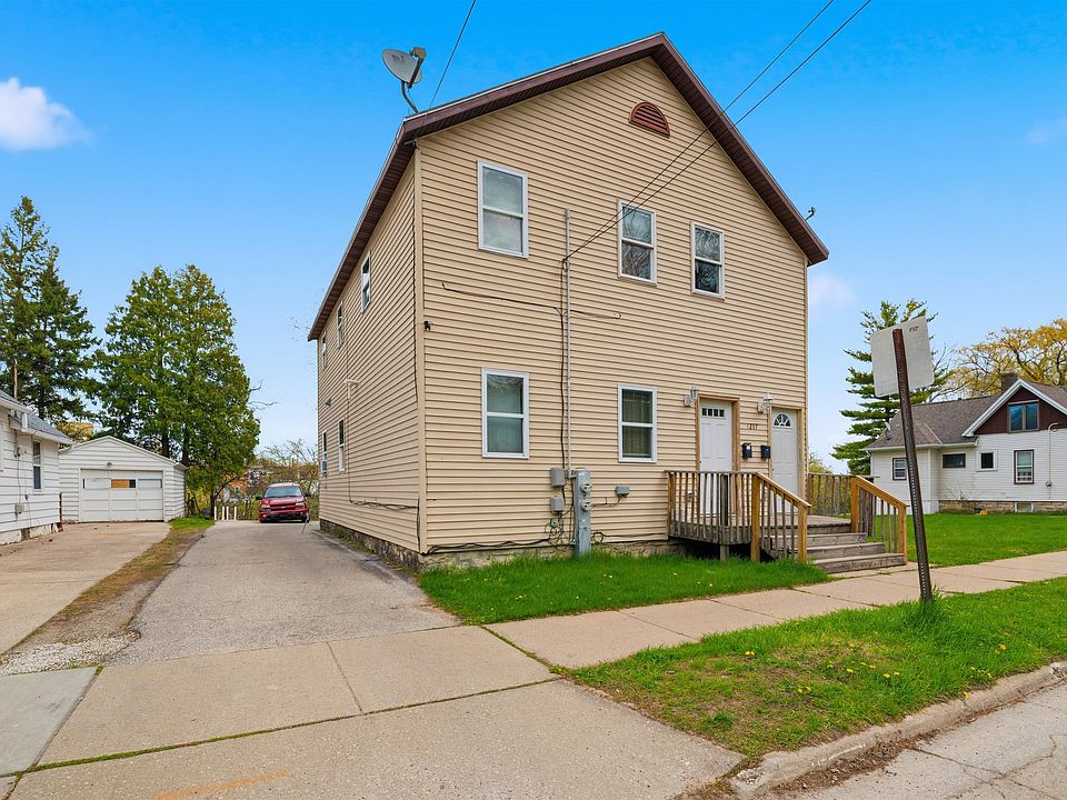 1st image of 1217 Saint Clair St