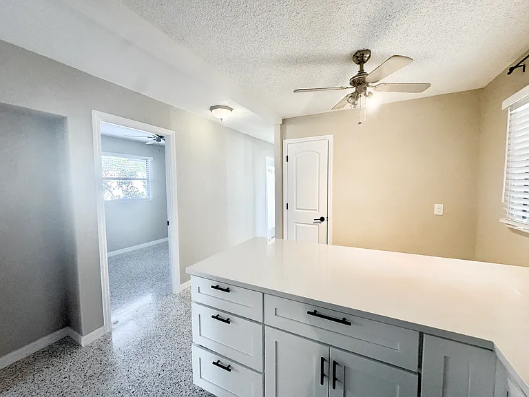 4335 Floramar Ter — Photo 6