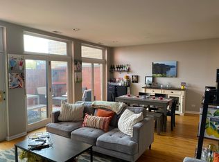 2735 N Lincoln Ave APT 3S, Chicago, IL 60614