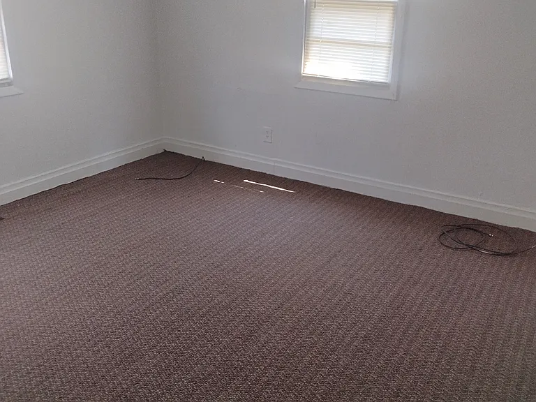 3103 Bolton St — Photo 3