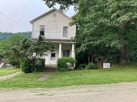 33 Sheridan St photo 1