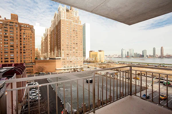 Rented by Mirador Real Estate | media 20