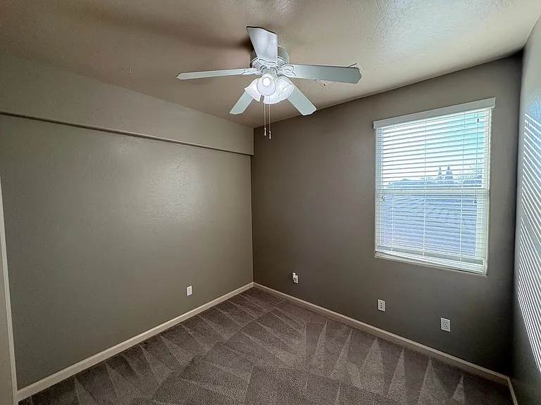 3310 N Tilden Ct — Photo 12