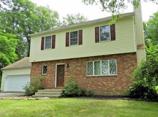 1068 Meixsell Valley Rd, Saylorsburg, PA 18353