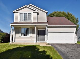 1287 Cottonwood Dr, Aurora, IL 60506
