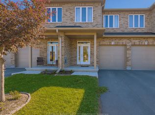 37 McPhail Rd, Carleton Place, ON K7C 0P6