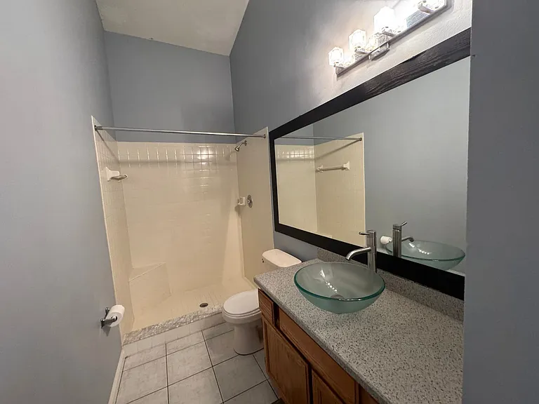3117 Bridgeford Dr — Photo 12