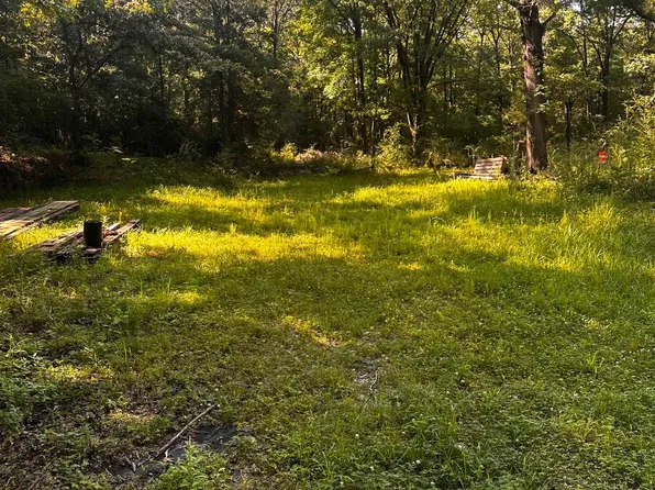 300 Hub Lee Rd #4, Columbiana, AL 35051