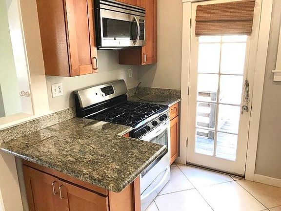 4th image of 1450 Guerrero St APT 4