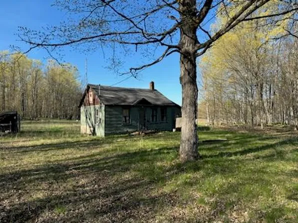 W18158 S Curtis Rd, Curtis, MI 49820