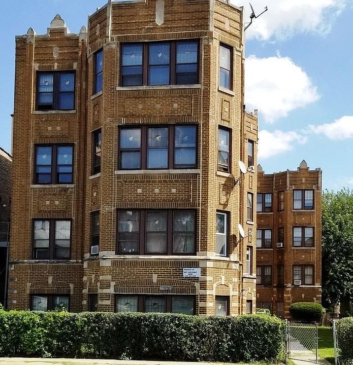 1st image of 11343 S King Dr W #1E