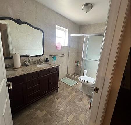 5th image of 2510 NW 105th Ln