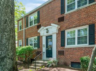 206 N Trenton St APT 1, Arlington, VA 22203