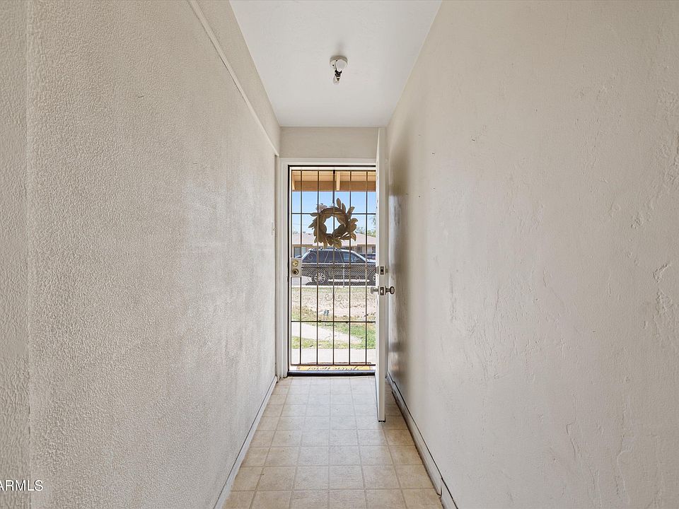 1st image of 1240 E ELTON Avenue
