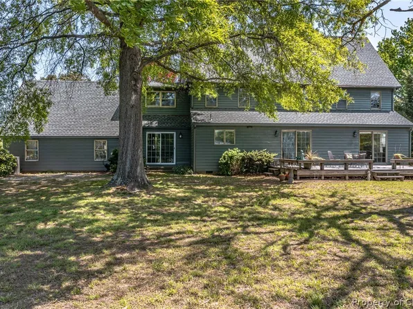 875 Flowering Fld, White Stone, VA 22578