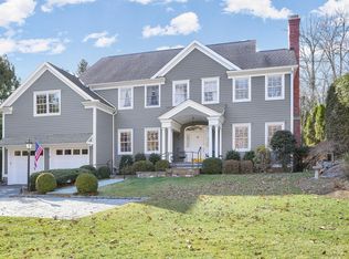 54 Highmeadow Rd, Old Greenwich, CT 06870