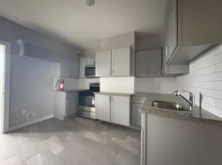 53 Hawkins St #1, Newark, NJ 07105