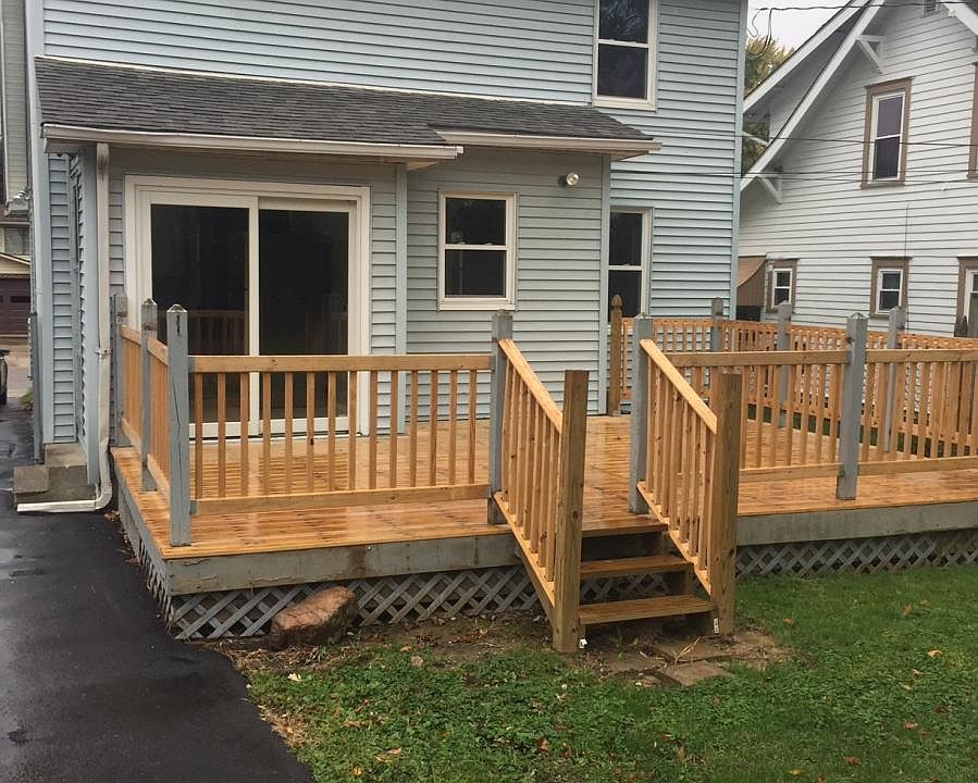 1st image of 395 Palm Ave