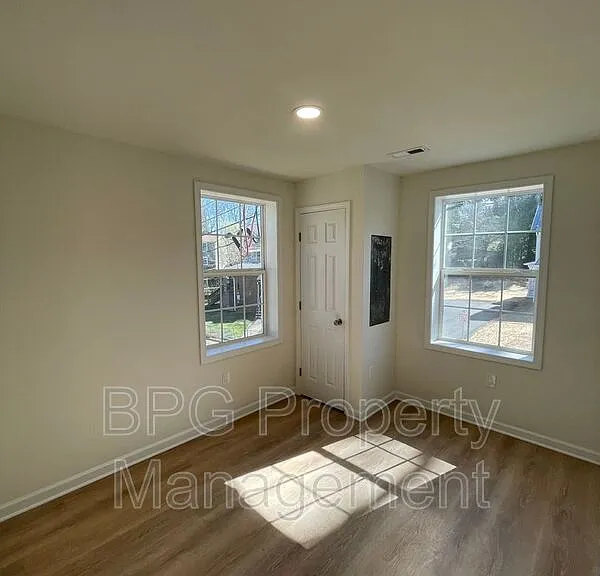 79 Horner St #2 — Photo 3