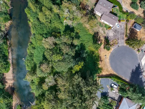0 NE Chalmers Way, McMinnville, OR 97128