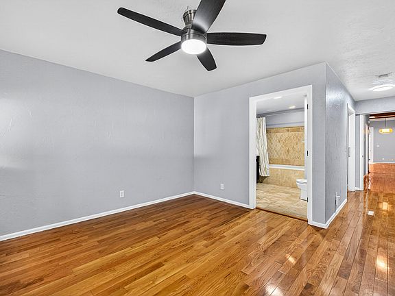 4th image of 2419 Tremont Pl