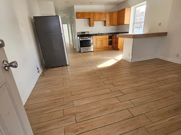 116 10th St #5, Donora, PA 15033