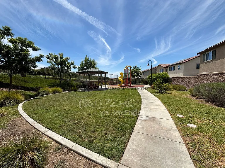 12843 Greenstone Way — Photo 43