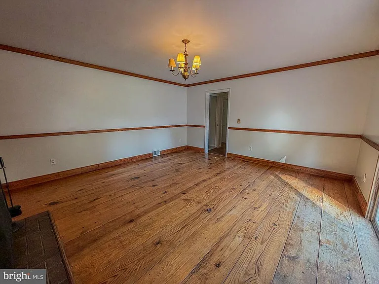 11 Hickory Ln — Photo 28