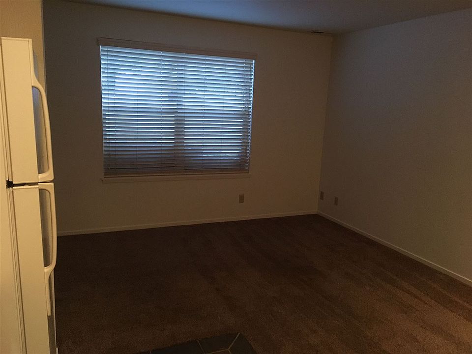 2nd image of 550 Mono St #A101