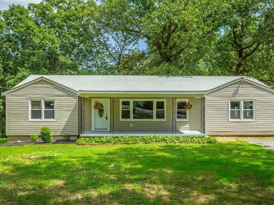 1st image of 3508 Thrushwood Dr