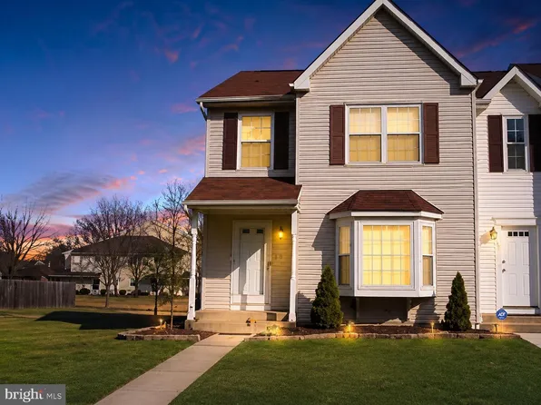 37 Dunmoor Ct S, Hamilton, NJ 08690