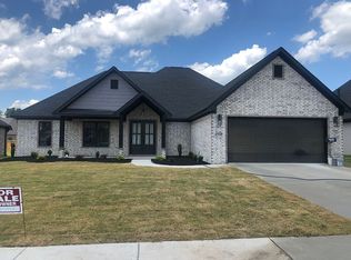 6909 Fields Dr, Benton, AR 72019