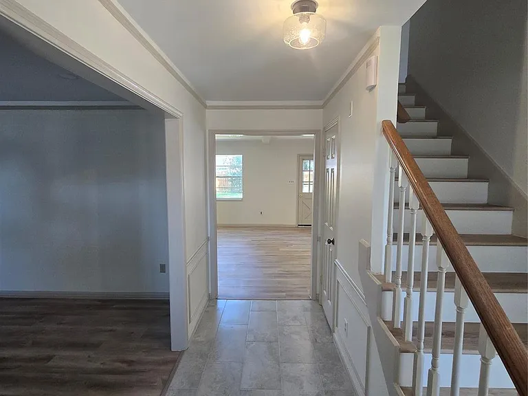306 Houghton Rd — Photo 11