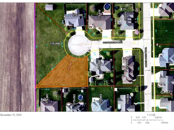 910 Hawthorne Pl, Pawnee, IL 62558