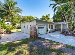7651 SW 67th Ave, Miami, FL 33143