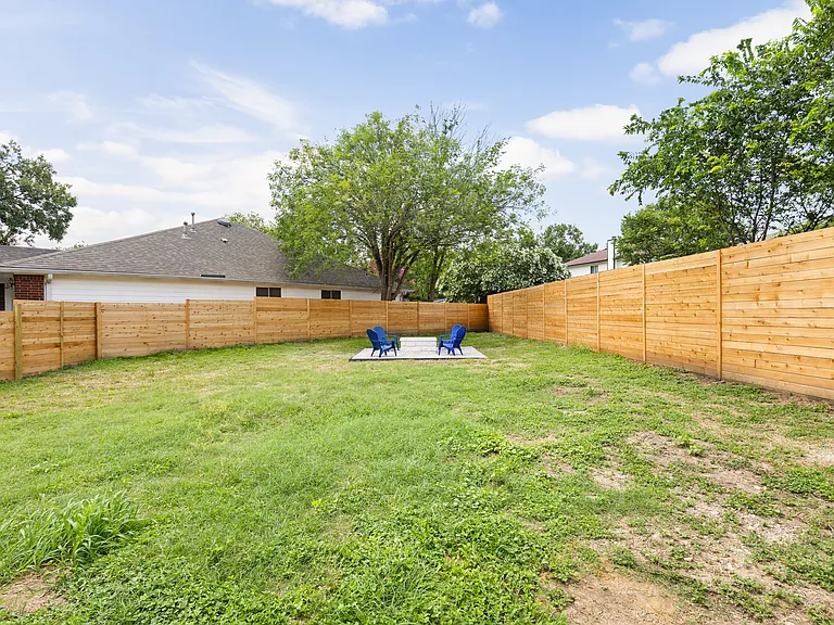 8708 Cretys Cv — Photo 42