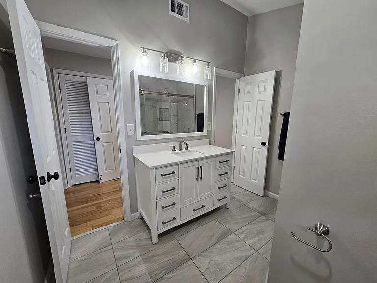 6458 Berryside Dr — Photo 13