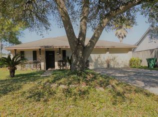 11822 Rowan Ln, Houston, TX 77072