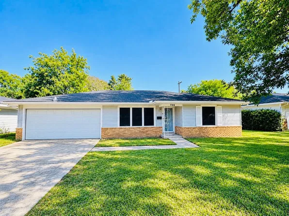 706 W Lobit St, Baytown, TX 77520