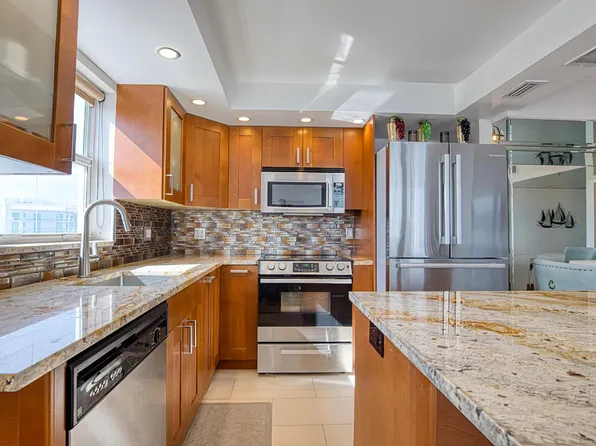 101 Briny Avenue #2012, Pompano Beach, FL 33062