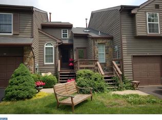 31 E Chicopee Dr, Princeton, NJ 08540