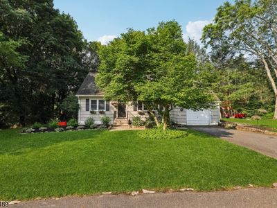 11 Wynding Way, Rockaway, NJ, 07866
