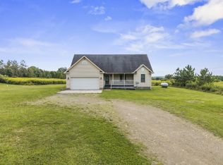 17101 Maple Dr, Saegertown, PA 16433