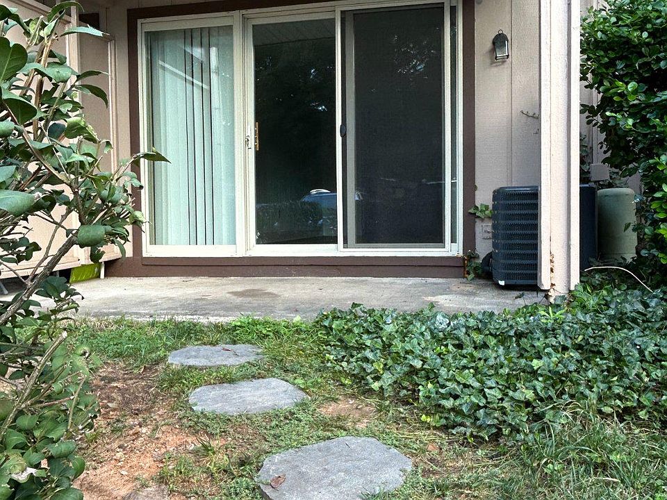 1st image of 5802 Royal Ridge Dr Suite B